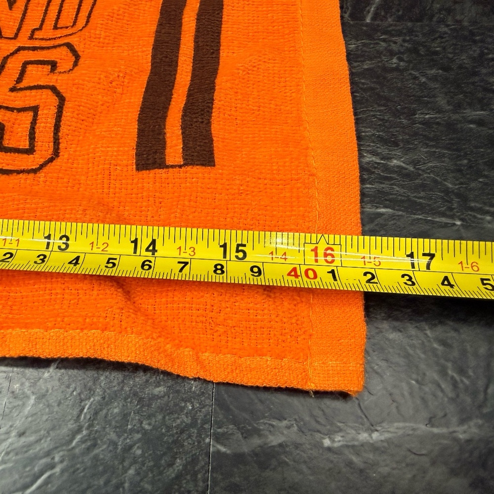 Cleveland Browns Golf Towel and Golf Tees - Picture 4 of 12